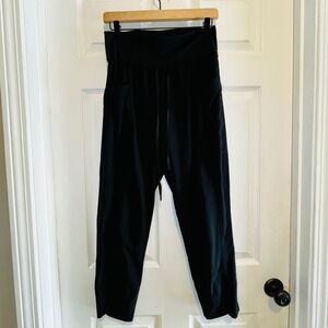 Fabletics Black Jogger Pants Cargo Pockets Drawstring Waist Cropped Length